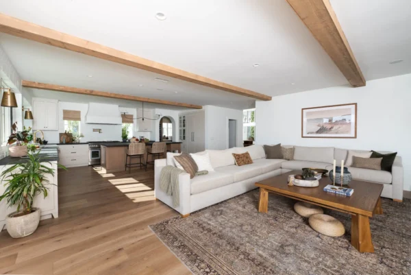 Transforming Homes in 2025: Top Trends in Home Renovations and Kitchen Remodeling