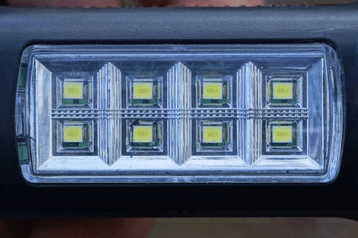 LED light bar with DRL